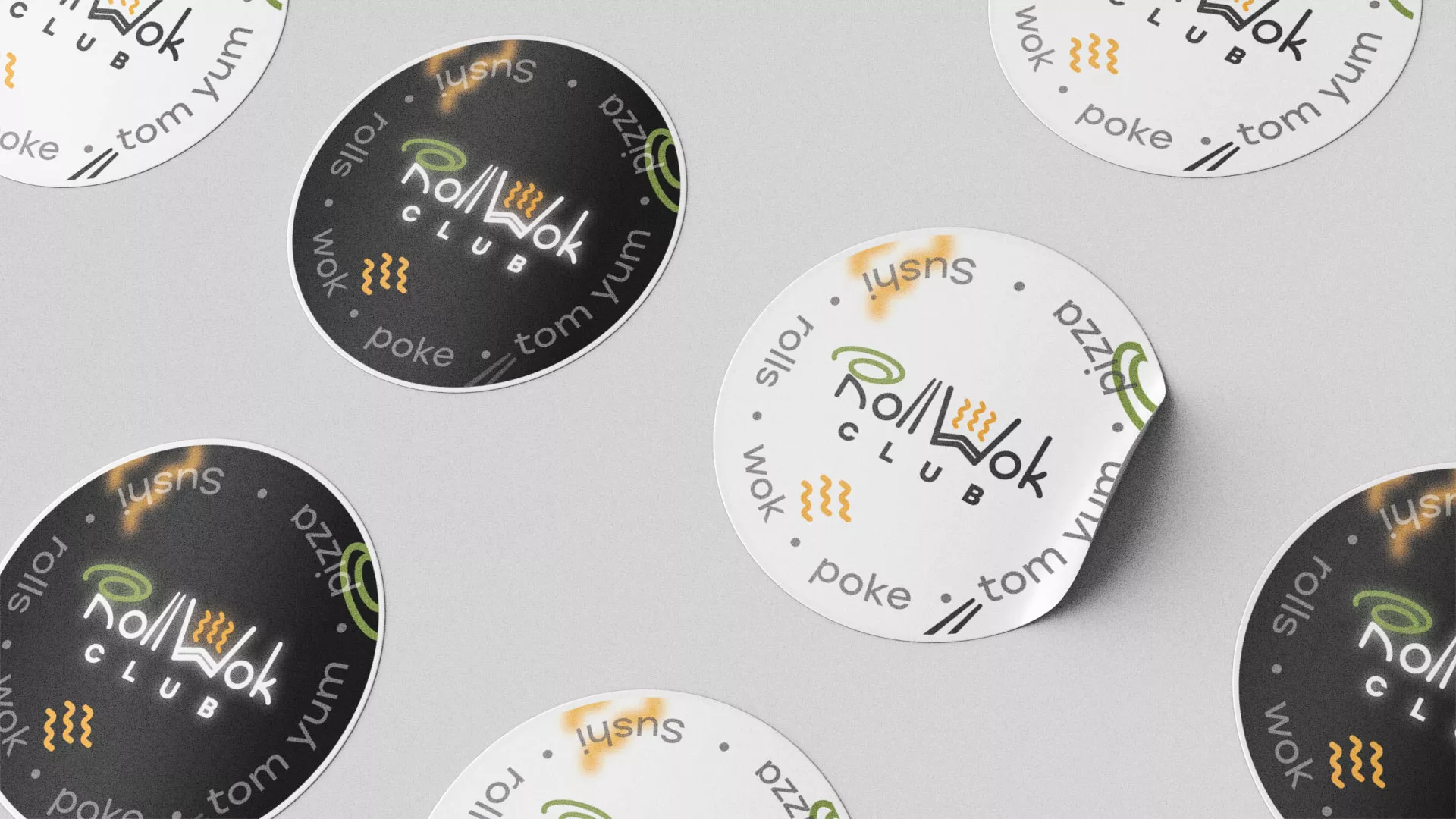 Разработка наклеек для суши-бара «Roll Wok Club» в Вятских Полянах